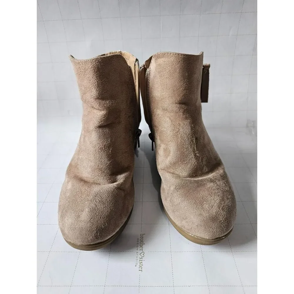 Report Girls Ankle Boots Size 13 Beige Faux Suede Gold Glitter Back